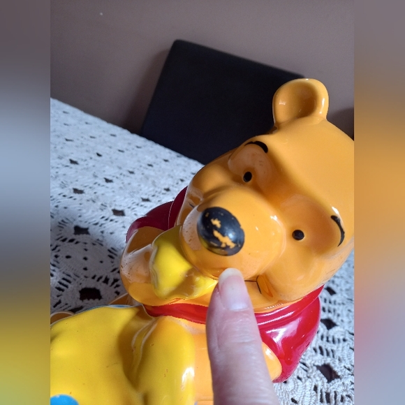 Winnie Pooh Bank - Picture 7 of 8